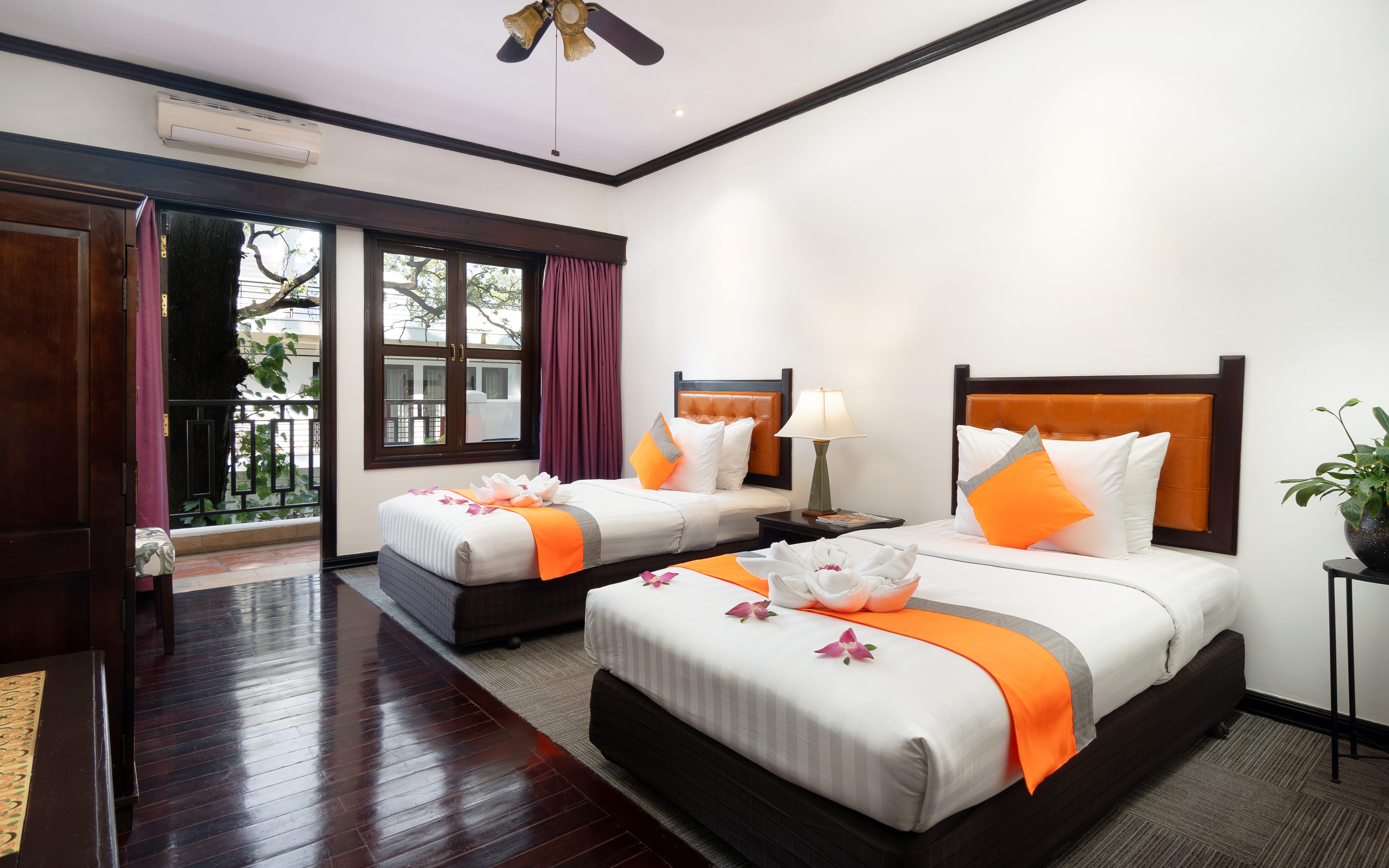 Family-Connecting-Room-10