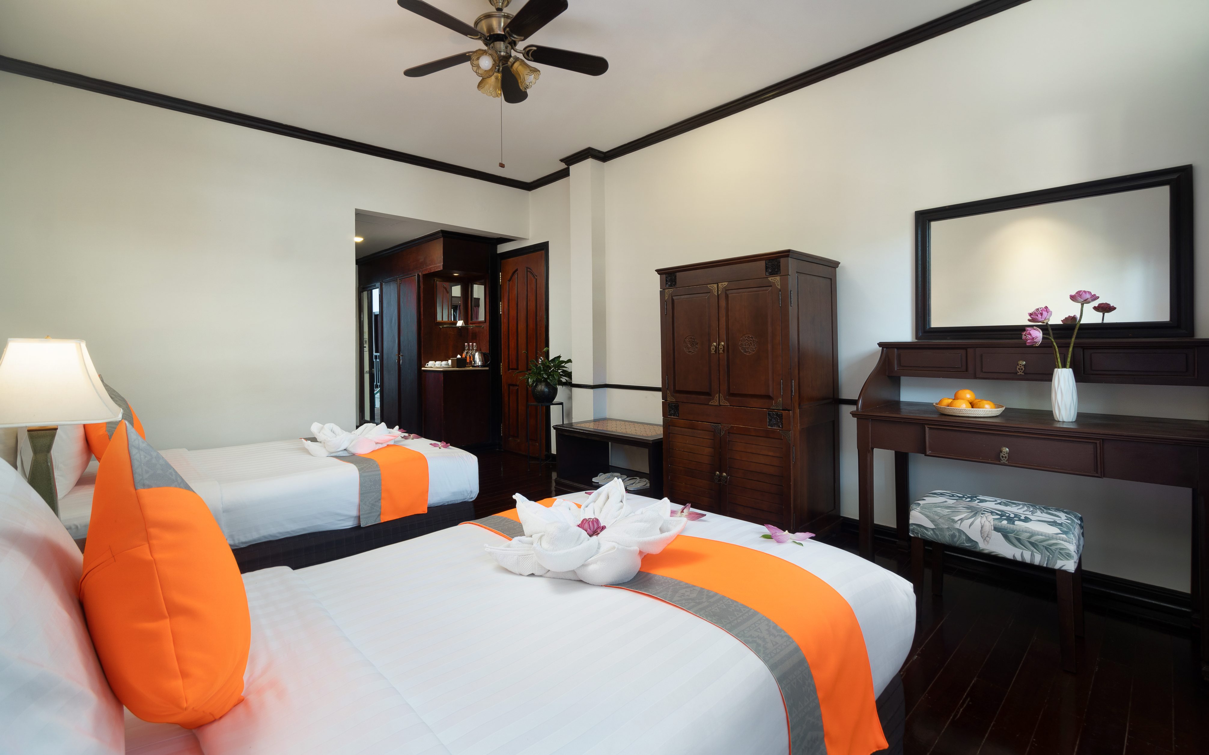 Family-Connecting-Room-14